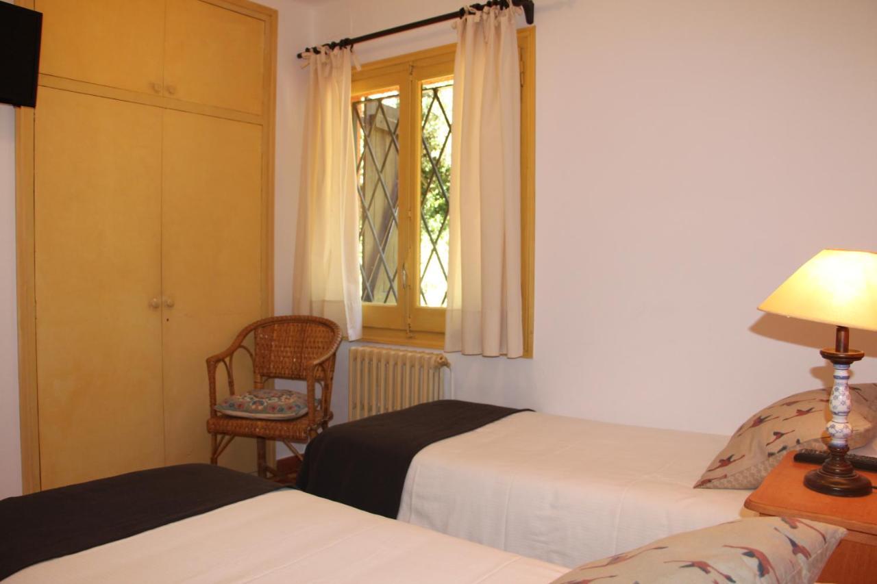 Hostal L'Ou De Reig モンセニー エクステリア 写真