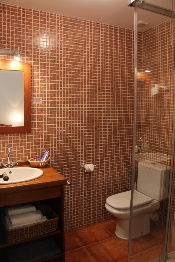 Hostal L'Ou De Reig モンセニー エクステリア 写真